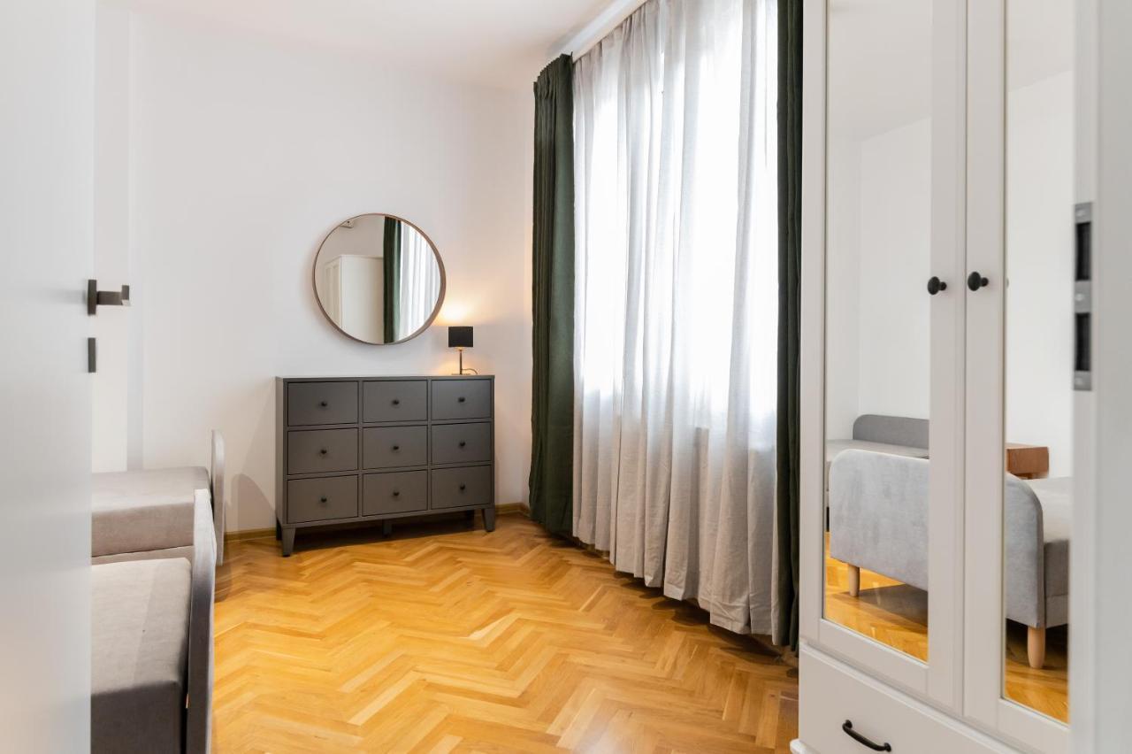 Industrial 2-Bdr Flat By The National Stadium Sofia Exterior photo